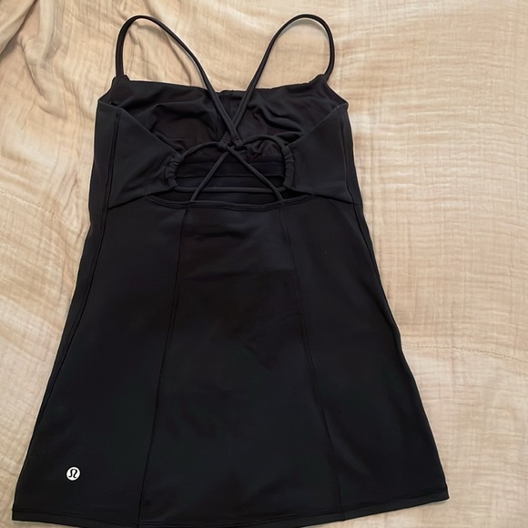 Lululemon black dancing warrior tank yoga top size 6 - Picture 6 of 7